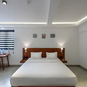 https://fern-colombo.negombohotels.net