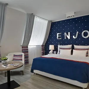 Otel Estilo Fashion ****